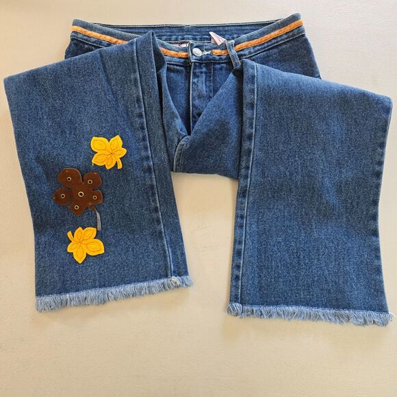 S.L.A. Jeans Junior 7 8 Cut Off Floral Embroidered Straight Leg Medium Wash Blue - Picture 2 of 16